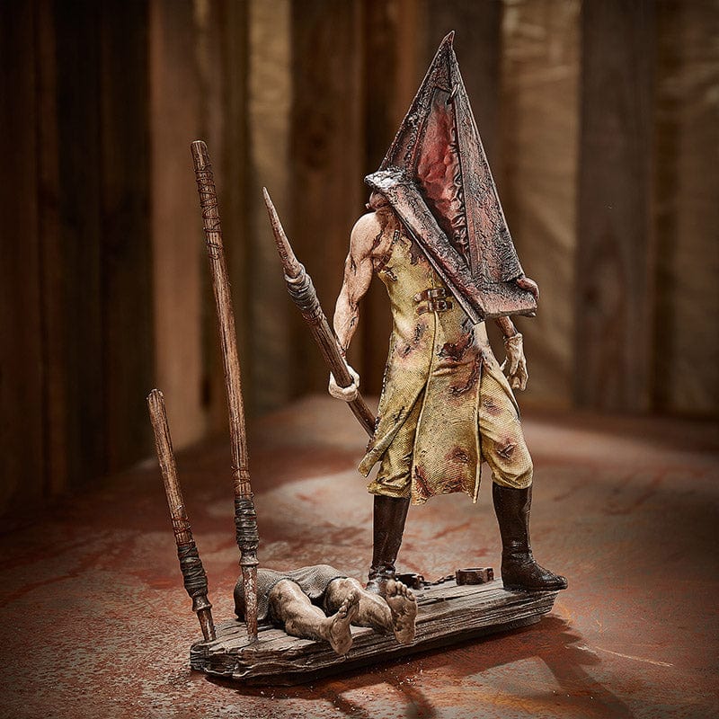Silent Hill 2 Red Pyramid Thing (Pyramid Head) 30cm Limited Edition Statue