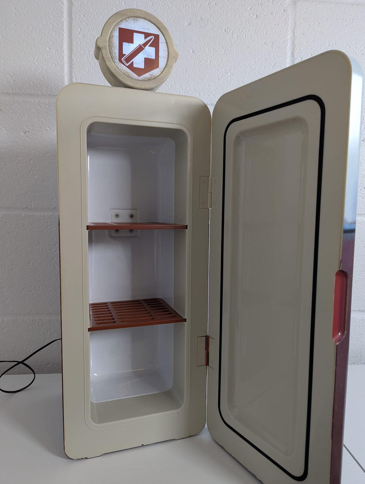 Call Of Duty Black Ops 3 Juggernog Mini-Fridge