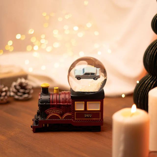Harry Potter Hogwarts Express Snow Globe