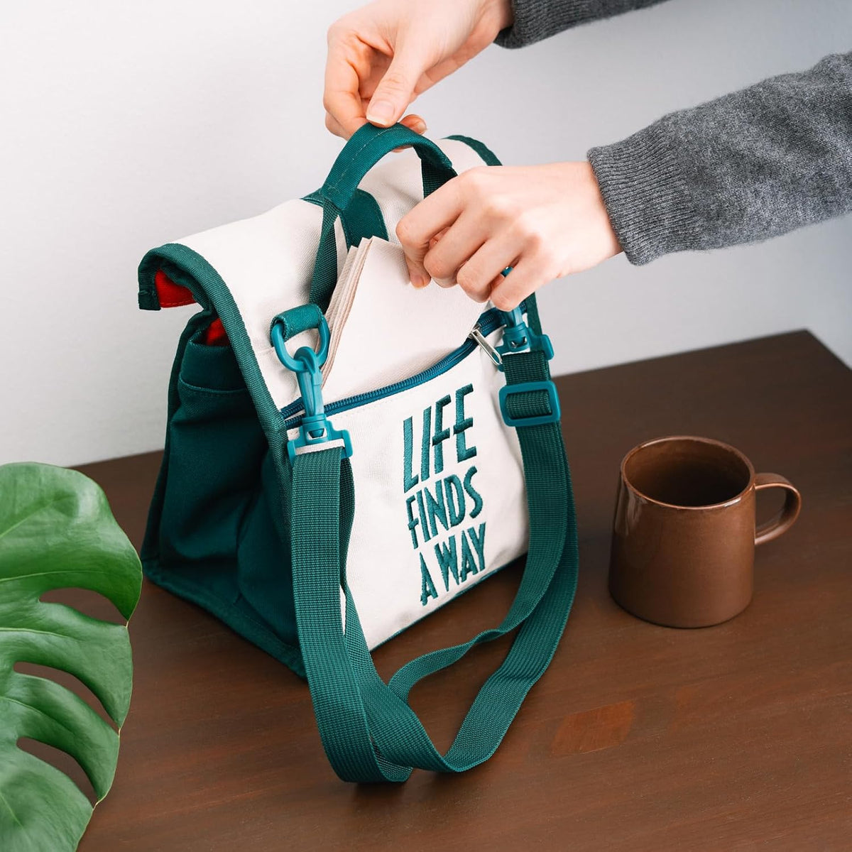 Jurassic Park "Life Finds a Way" Insulated Lunch Bag