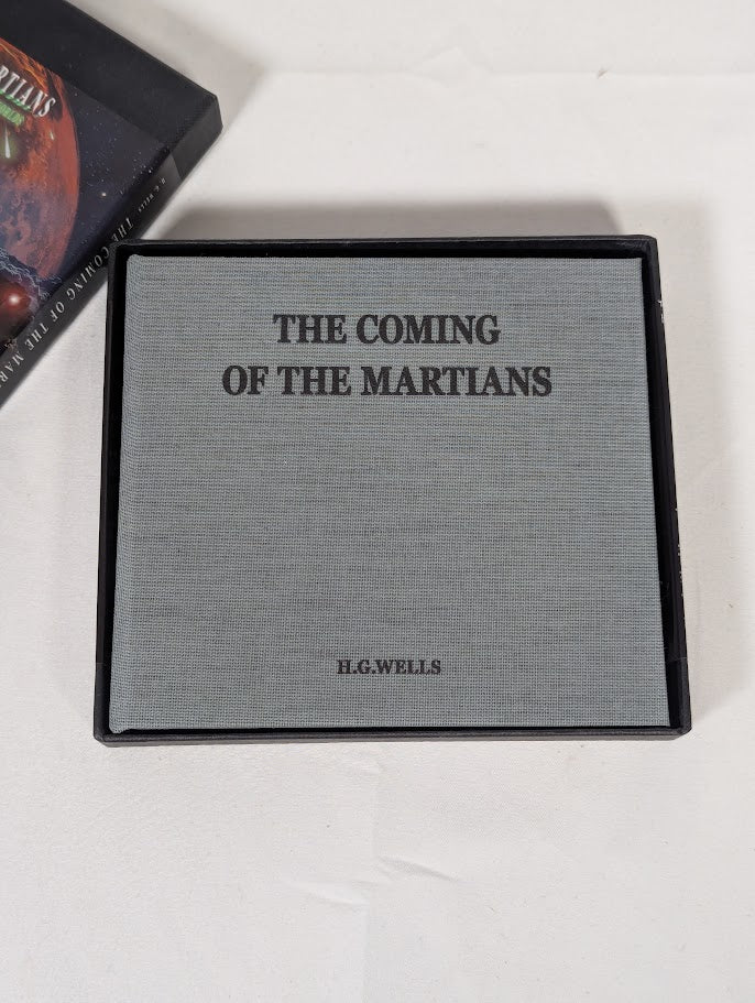 The Coming of the Martians A Faithful Audio Adaptation of The War of the Worlds Collector's USB Limited Edition 454/500
