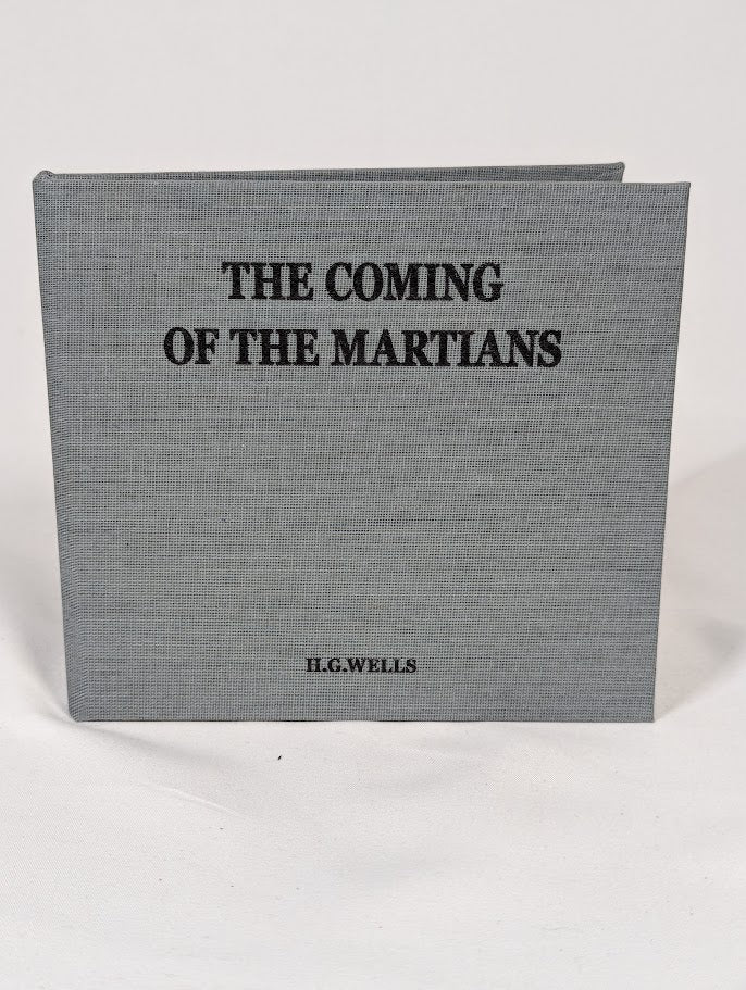The Coming of the Martians A Faithful Audio Adaptation of The War of the Worlds Collector's USB Limited Edition 454/500