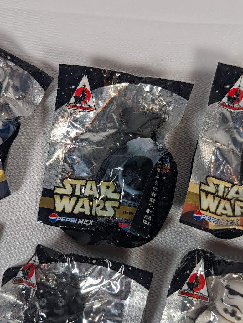 Star Wars Celebration Japan Bear Brick Pepsi Nex Complete Set of 16 Mini Figures