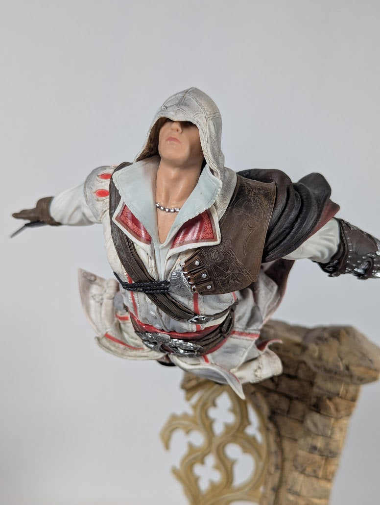Assassin's Creed II Ezio Leap of Faith Statue (Damaged)