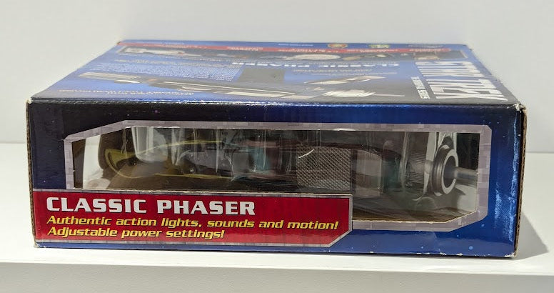 Star Trek Classic Phaser 2012 Art Asylum Diamond Select Toys Electronic Replica
