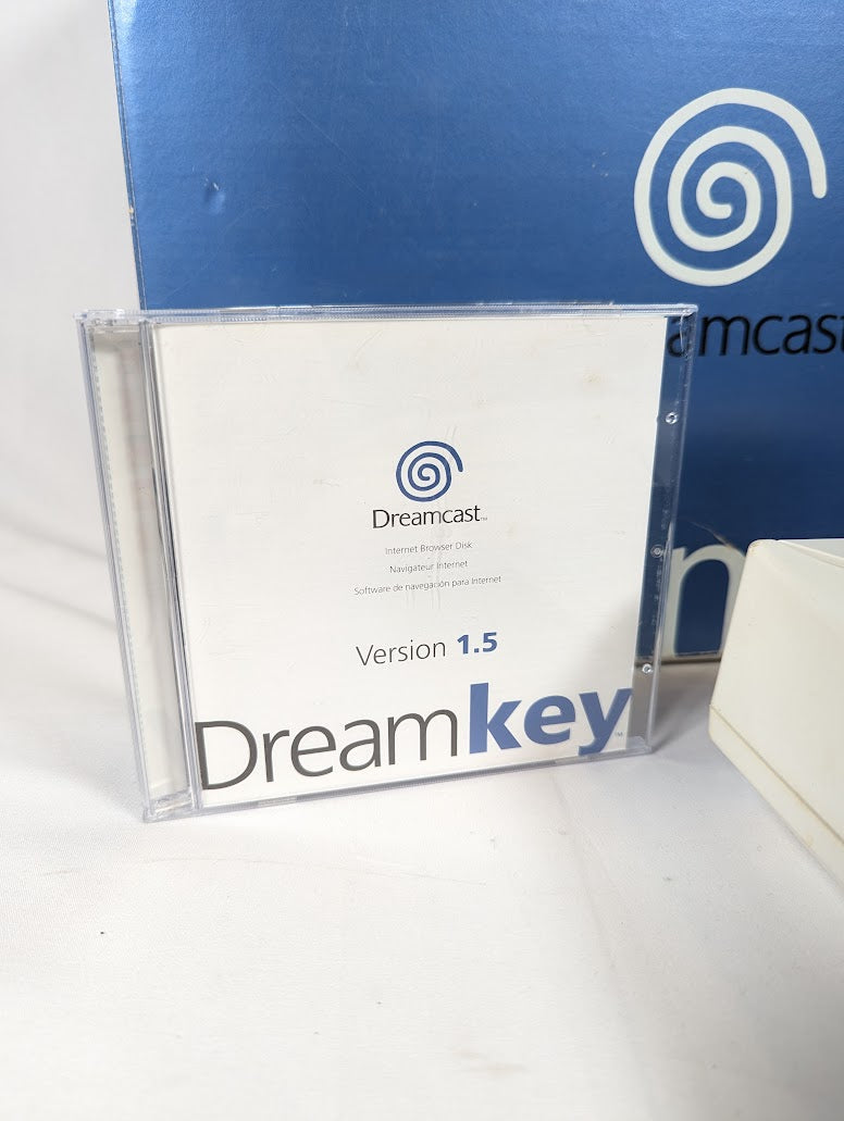 SEGA Dreamcast Console With Box, 2 Controllers, 2 VMUs, Cables, Dreamkey & 2 Games