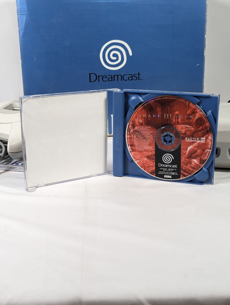 SEGA Dreamcast Console With Box, 2 Controllers, 2 VMUs, Cables, Dreamkey & 2 Games
