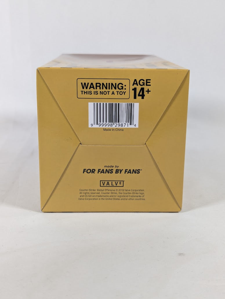 Counter Strike Global Offensive CS:GO Chicken & Crate Figure by SLiD3 With Two Extra Interchangeable Heads