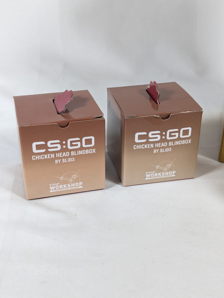 Counter Strike Global Offensive CS:GO Chicken & Crate Figure by SLiD3 With Two Extra Interchangeable Heads