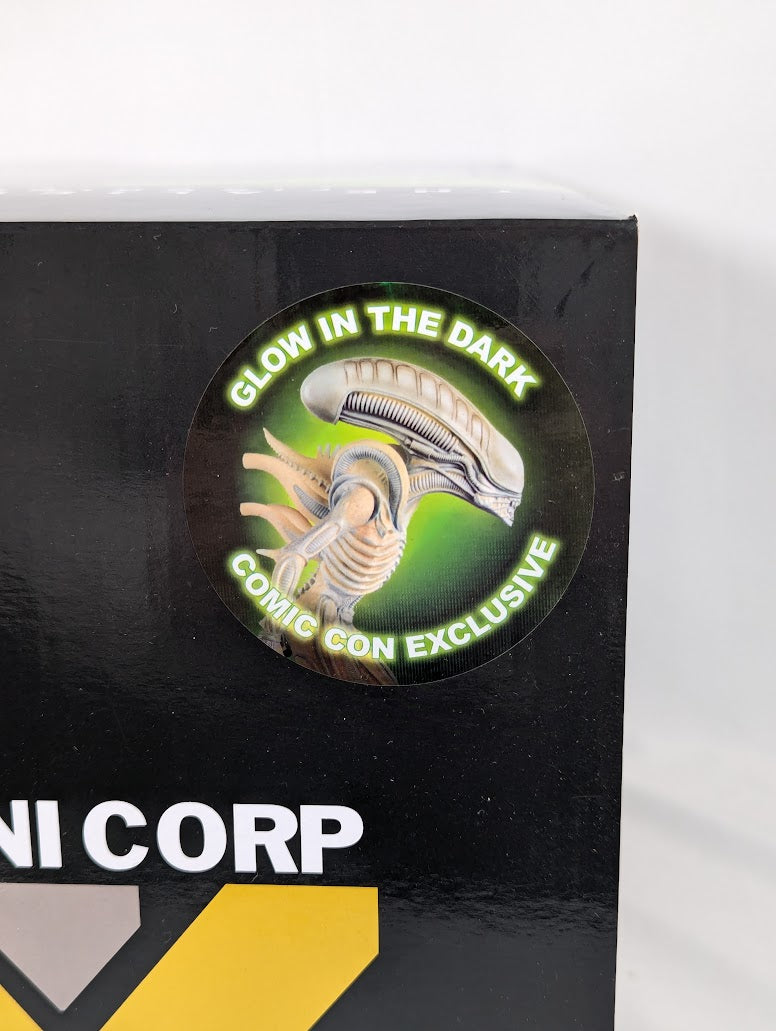Alien Xenomorph Glow in the Dark Comic Con Exclusive Variant #1 Eaglemoss Hero Collector Mega Statue Limited Edition 169/200