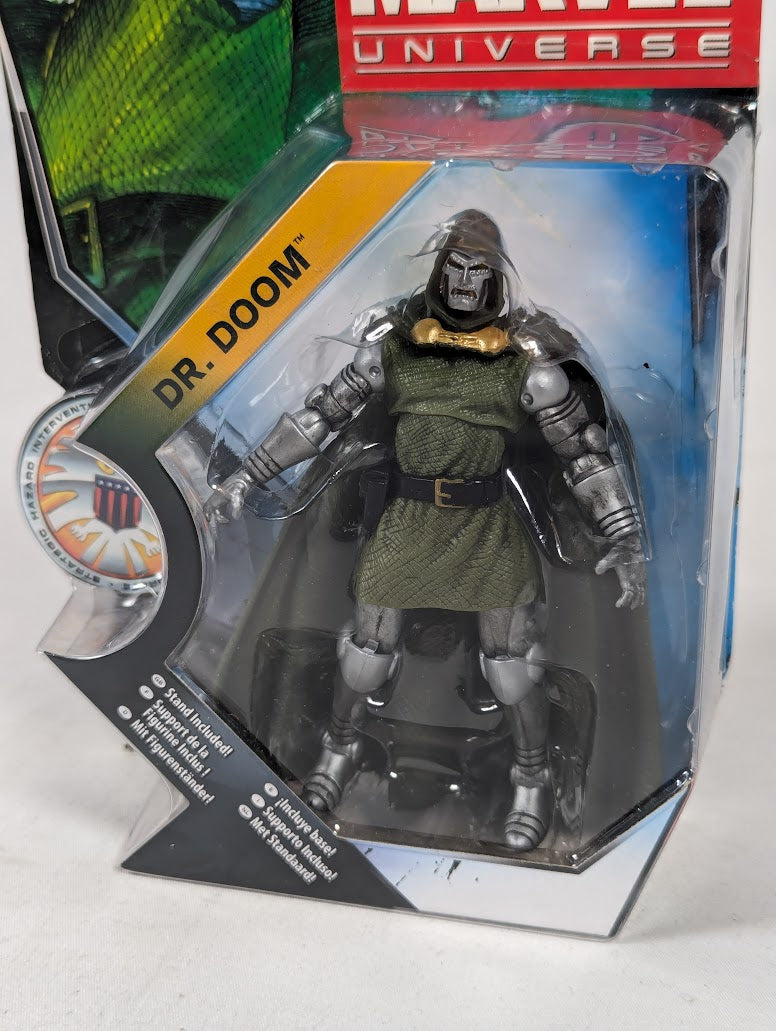 Marvel Universe Doctor Doom 2011 Hasbro 3.75" Action Figure