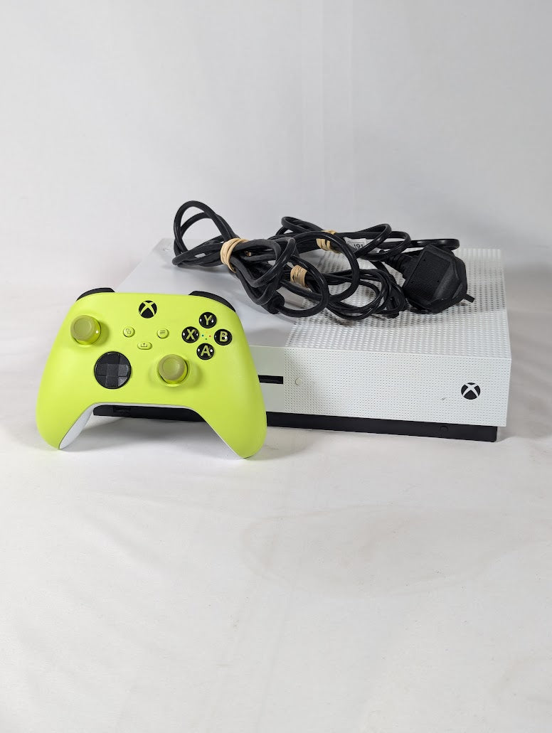 Xbox One S 500GB Console Bundle With Controller & Halo 5 Guardians (No Box)