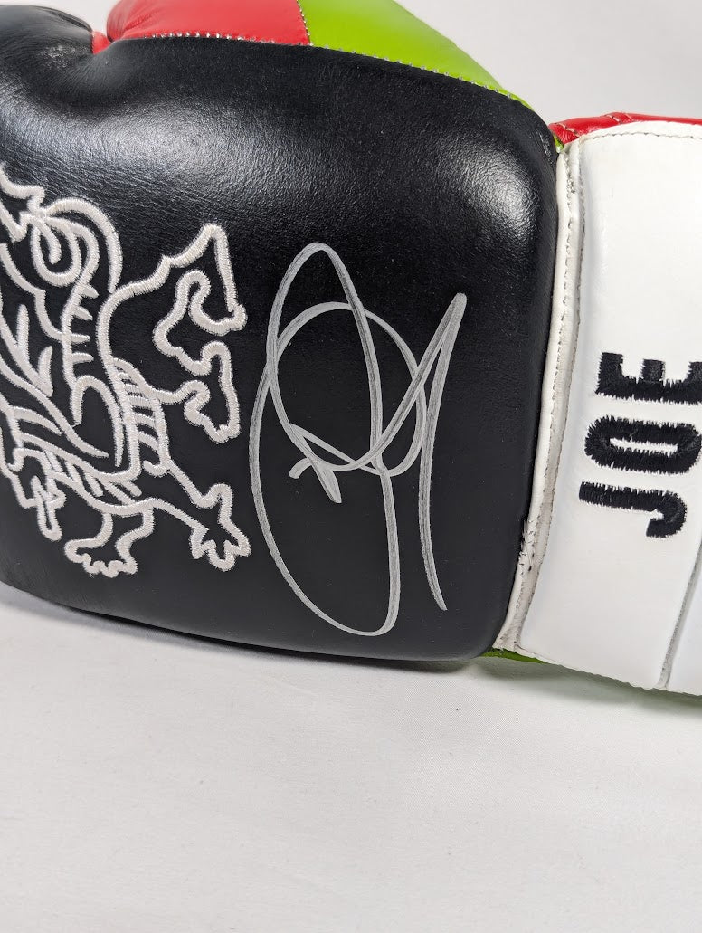 Joe Calzaghe 46-0 Signed Boxing Glove (With CoA)