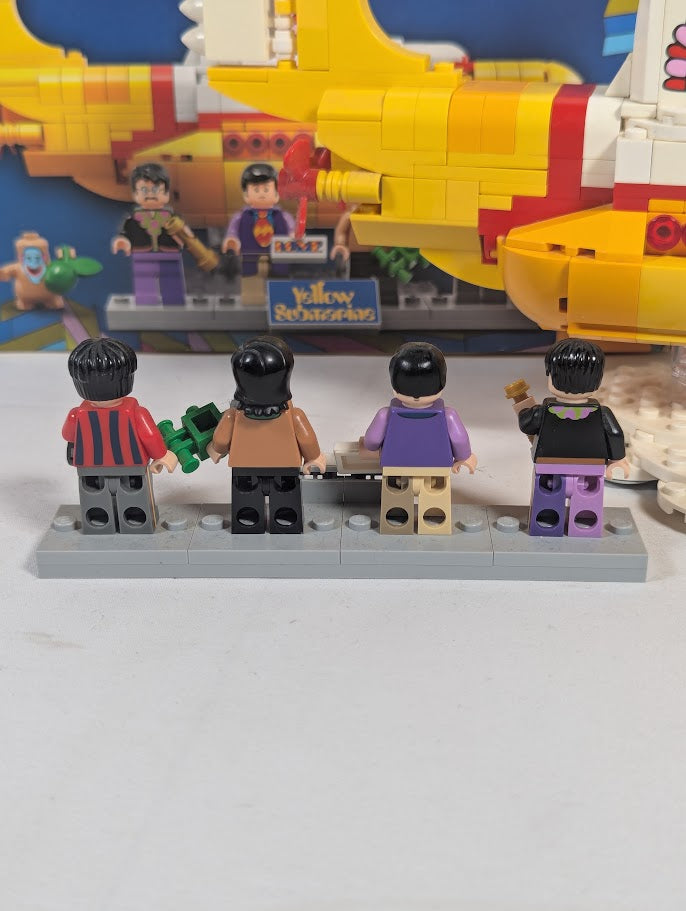 LEGO Ideas The Beatles Yellow Submarine Set 21306