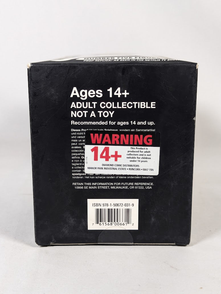 The Umbrella Academy Number Five 2020 Dark Horse Deluxe Figure