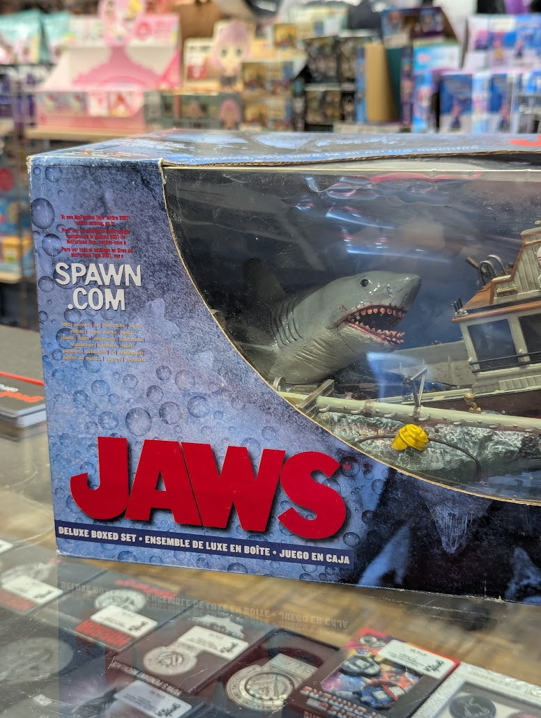 Jaws Deluxe Boxed Set Movie Maniacs 4 2001 McFarlane Toys Diorama Statue
