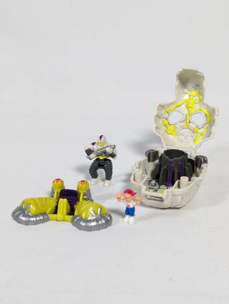 Mighty Max Nuke Ranger, Robot Invader & Sea Squirm Bluebird Toys 1992 Horror Heads Playset Bundle