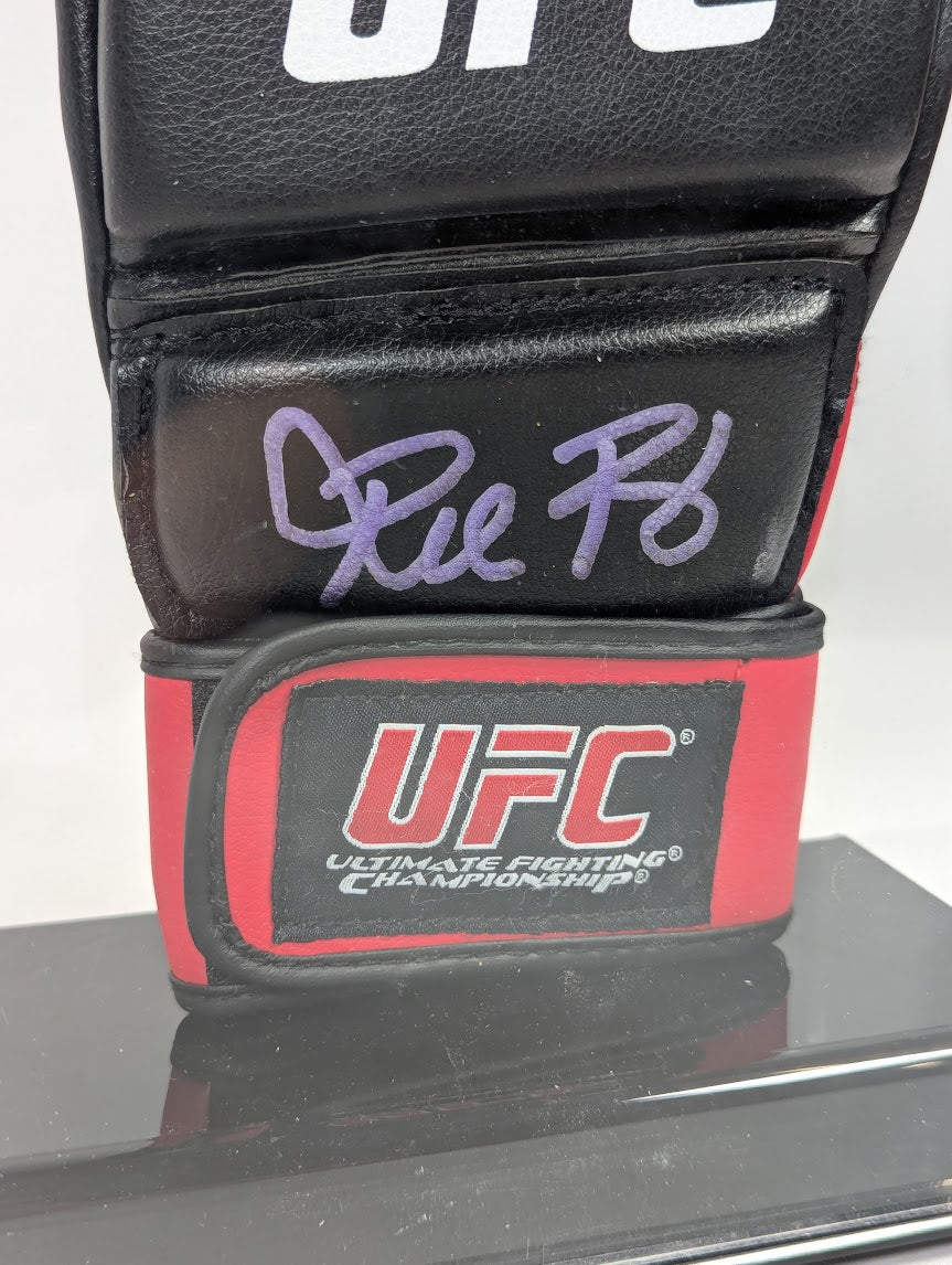 UFC Ronda Rousey Signed Glove