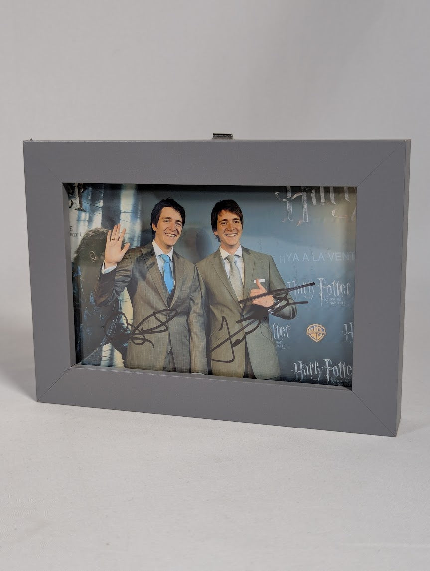 Harry Potter Fred & George Weasley 14 x 9cm Print Signed by James & Oliver Phelps (No COA)