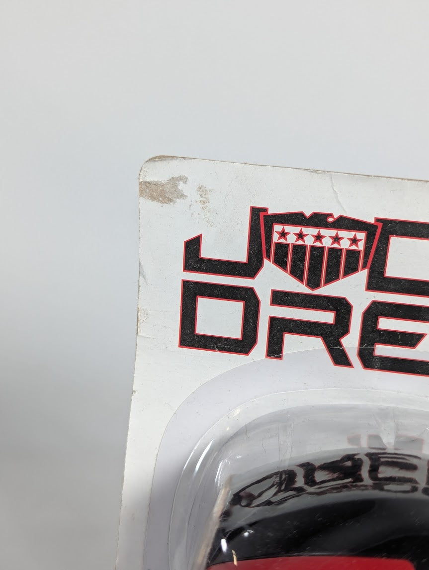 2000AD Judge Dredd Planet Replicas Mini Helmet Replica Figure