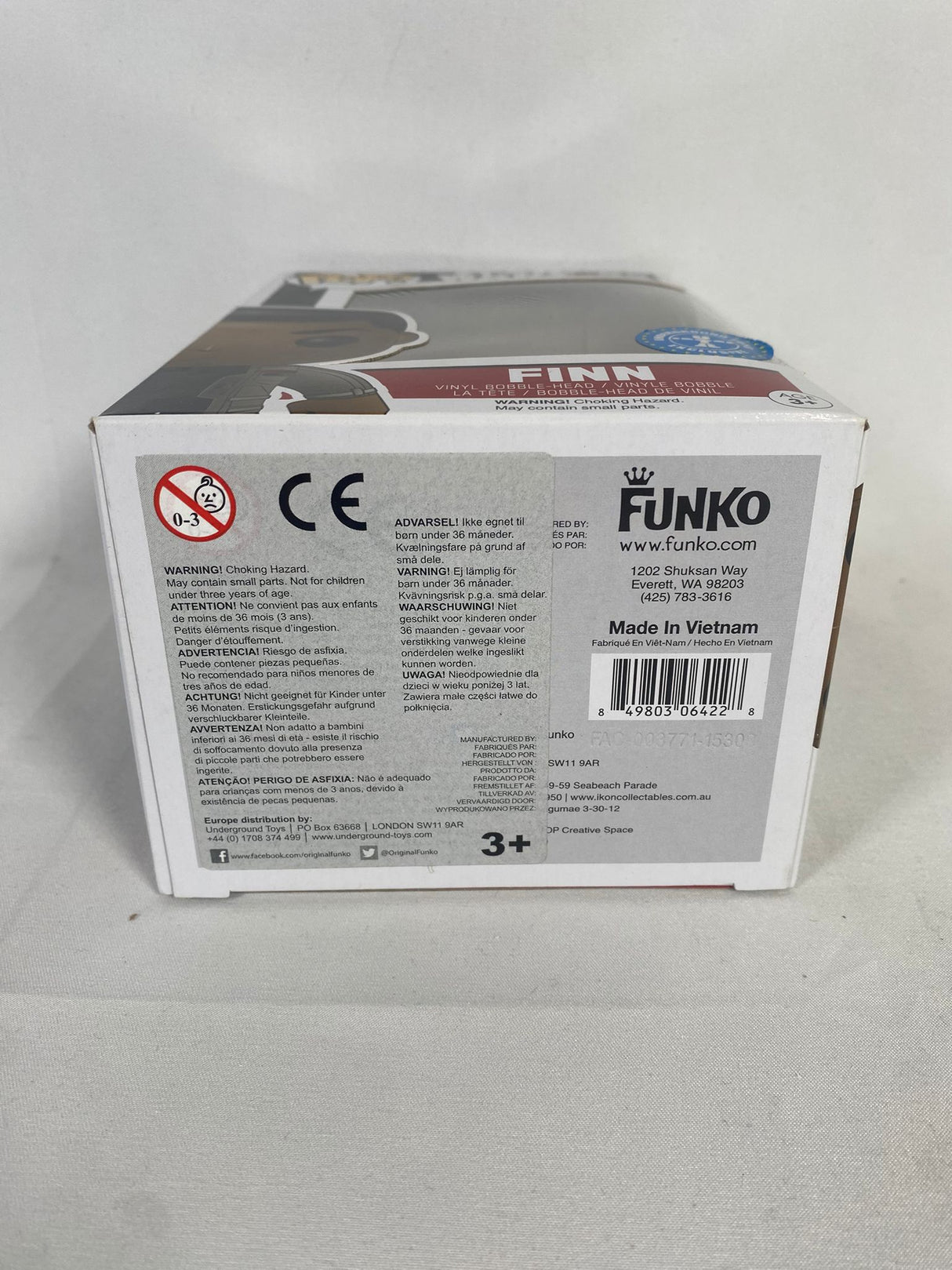 Star Wars Finn Funko Pop! Vinyl Figure #85 (Background Toys Exclusive)