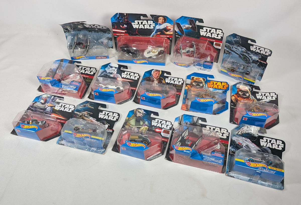 Star Wars Hot Wheels Bundle of 14 Cars / Ships