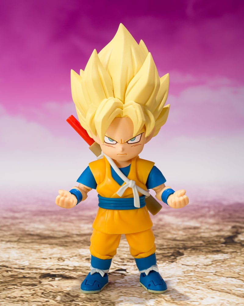 Dragon Ball S.H.Figuarts Super Saiyan Son Goku Mini Action Figure