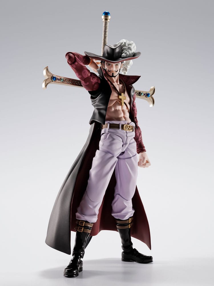One Piece S.H.Figuarts Dracule Mihawk Hawkeye Action Figure - 17 cm