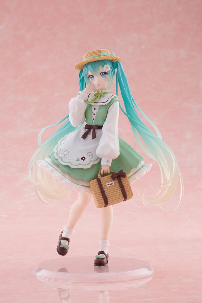 Hatsune Miku Fashion Country Ver. 18cm PVC Statue