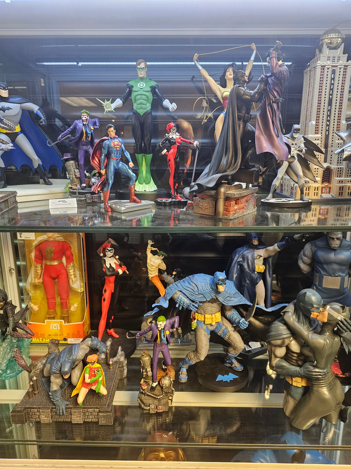 Sell statues, busts and figures