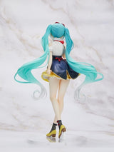 Hatsune Miku Wonderland Snow White PVC Statue, 18 cm