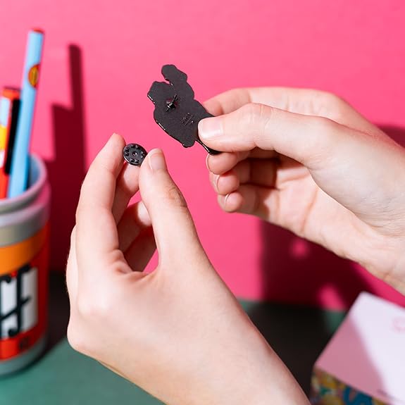 The Simpsons Moe's Tavern Set of 4 Pins