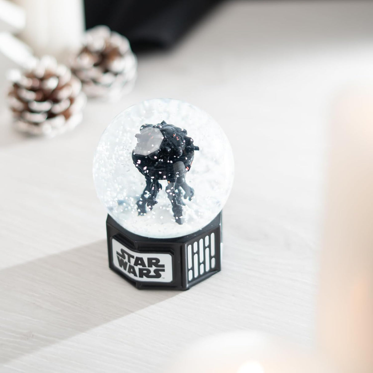Star Wars Imperial Probe Recon Droid Snow Globe