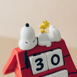 Peanuts Snoopy Doghouse 3D Perpetual Calendar
