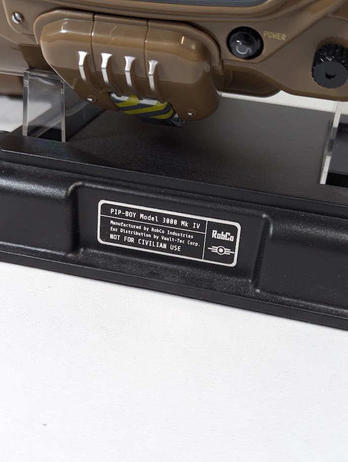 Fallout 4 Pip Boy Edition PS4 (Complete)