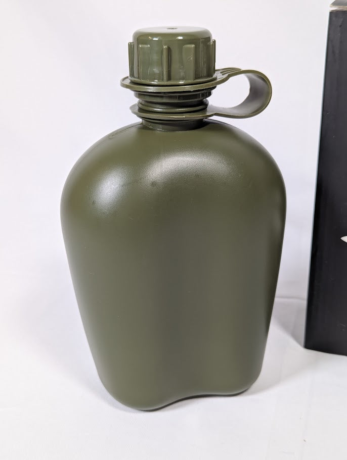 Fallout 76 Vault Tec Water Bottle