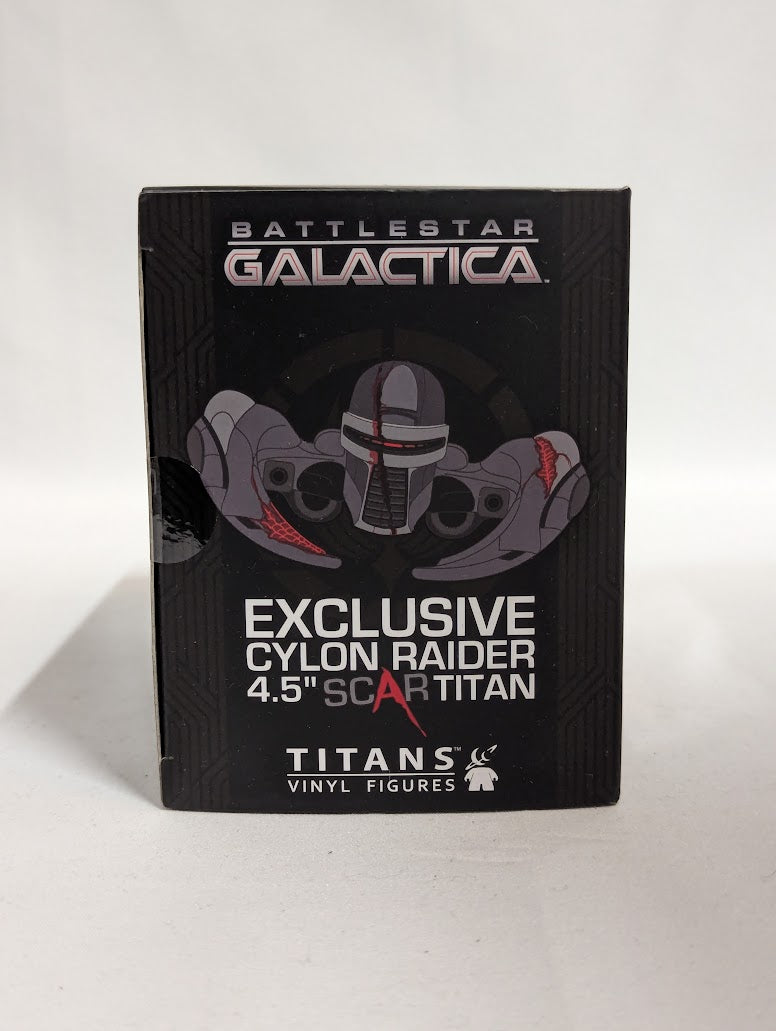 Battlestar Galactica Cylon Raider 4.5" Scar Titan Vinyl Figure (Lootcrate Exclusive)