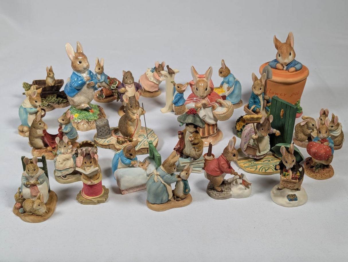 The World of Beatrix Potter Peter Rabbit Border Fine Arts Studio Set of 24 Ornaments