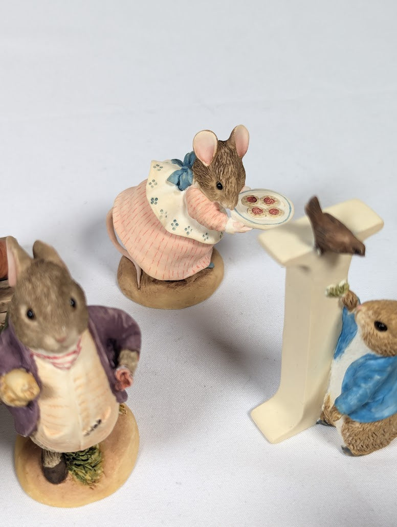 The World of Beatrix Potter Peter Rabbit Border Fine Arts Studio Set of 24 Ornaments