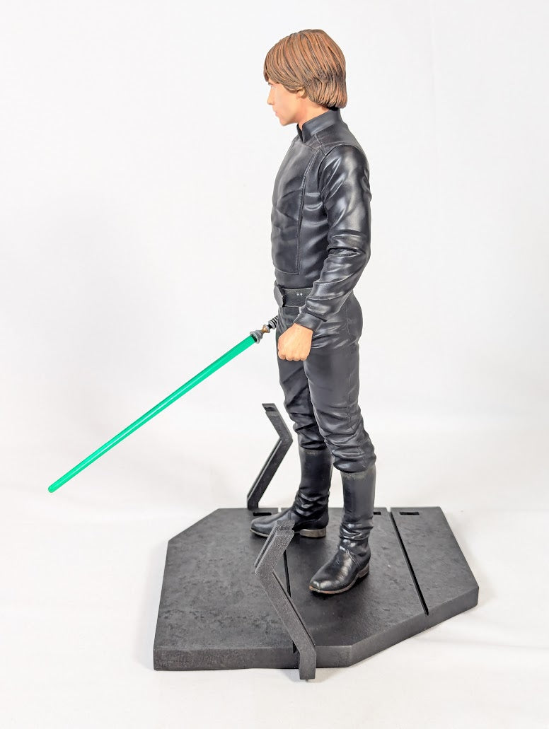Star Wars Luke Skywalker 1/6 Scale Gentle Giant Statue Limited Edition 689/2000