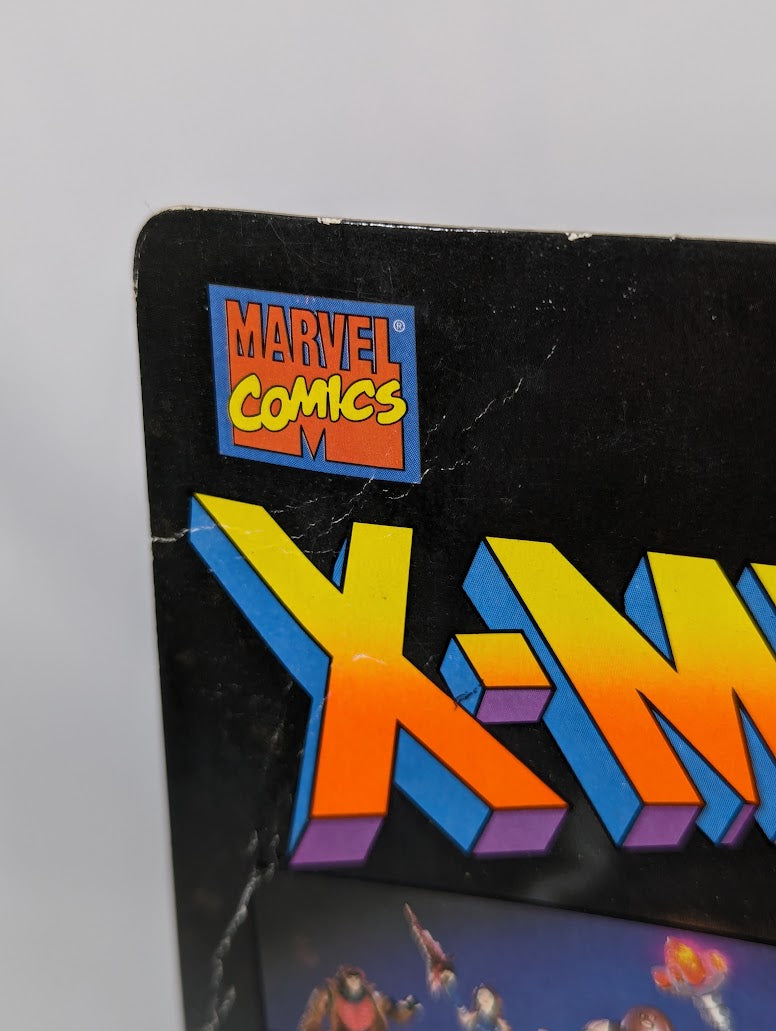 Marvel X-Men Mutant Armor Series Quicksilver 1996 ToyBiz Action Figure