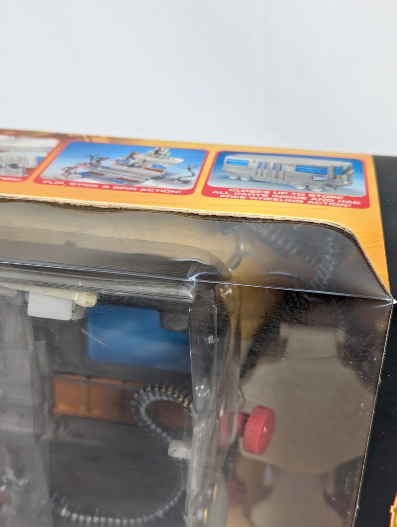 Spider-Man 2 Train Battle Playset 2004 ToyBiz Action Figure
