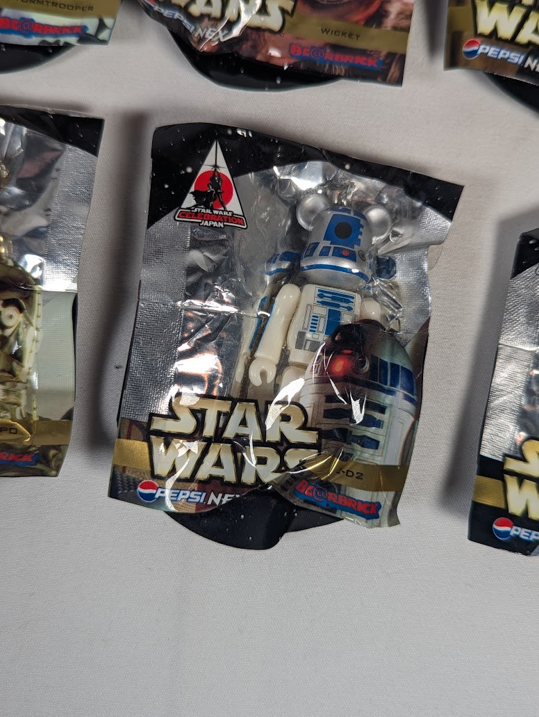 Star Wars Celebration Japan Bear Brick Pepsi Nex Complete Set of 16 Mini Figures