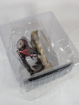 Assassin's Creed II Ezio Leap of Faith Statue (Damaged)