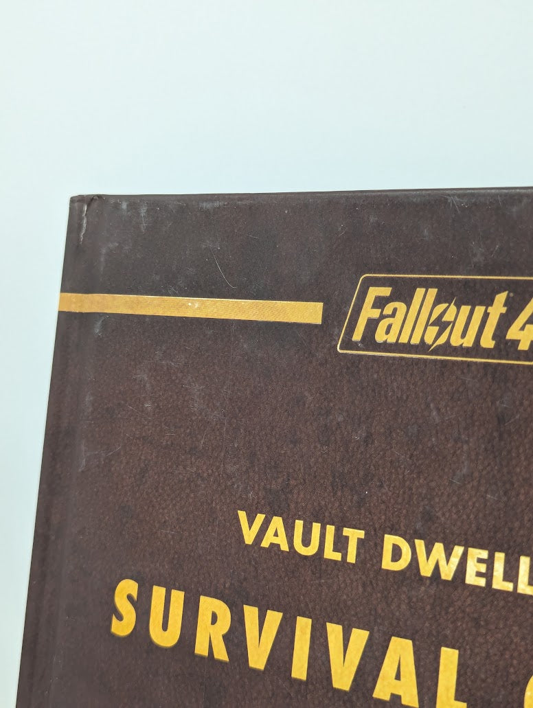 Fallout 4 Vault Dweller's Survival Guide Collector's Edition Hardback Strategy Guide (With Map)