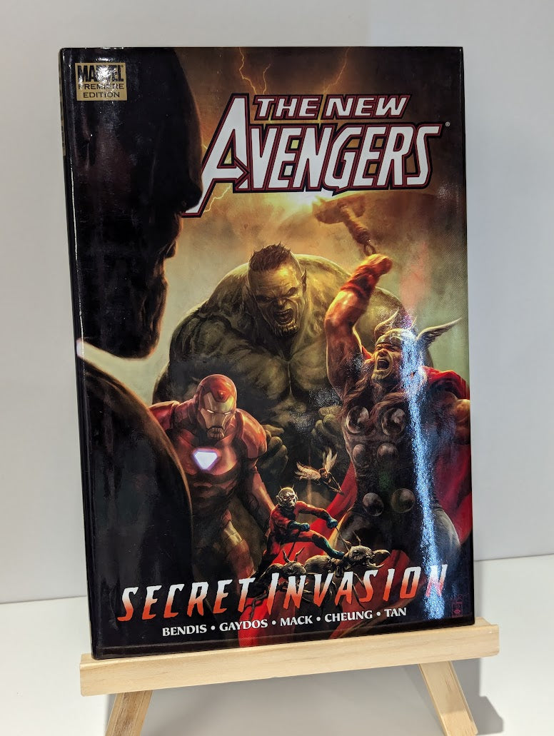 New Avengers by Brain Michael Bendis Volumes 1 - 12 (& Siege) Graphic Novel Bundle