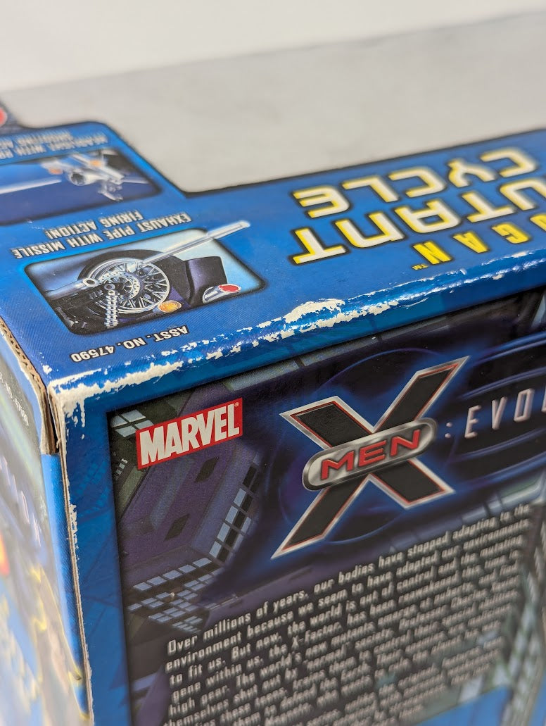 X-Men Evolution Logan Mutant Cycle 2001 ToyBiz Action Figure