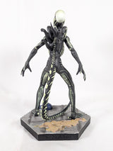 Alien Xenomorph Glow in the Dark Shop Exclusive Variant #2 Eaglemoss Hero Collector Mega Statue Limited Edition 019/200