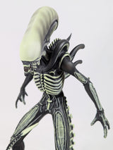 Alien Xenomorph Glow in the Dark Shop Exclusive Variant #2 Eaglemoss Hero Collector Mega Statue Limited Edition 019/200