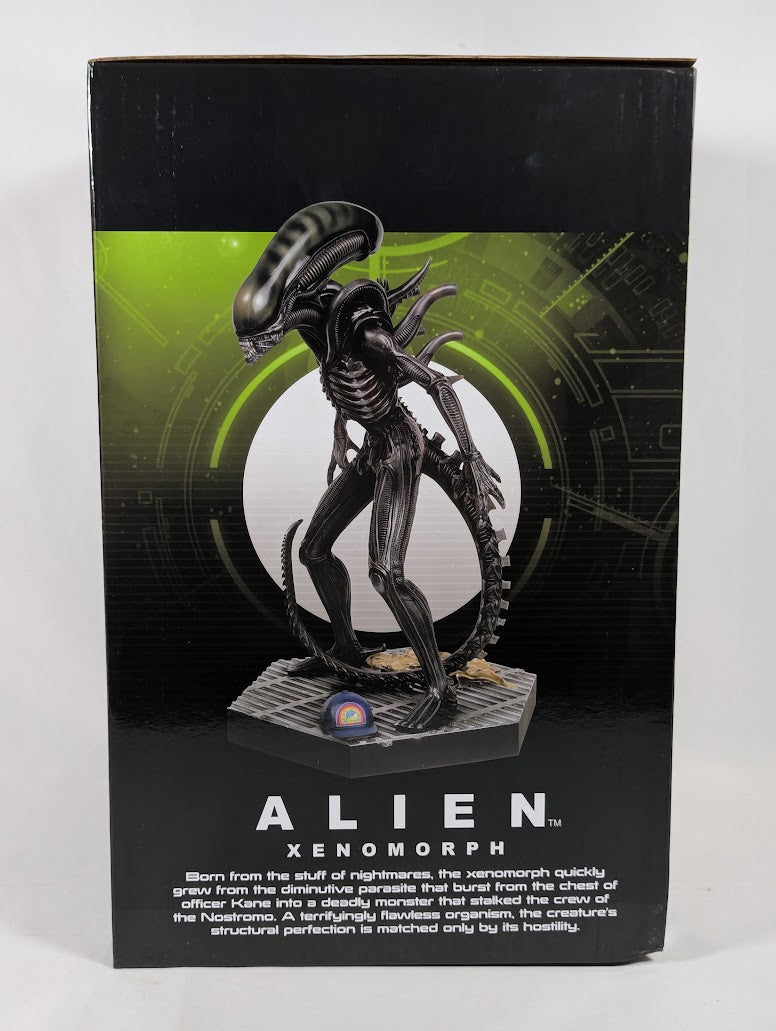 Alien Xenomorph Glow in the Dark Shop Exclusive Variant #2 Eaglemoss Hero Collector Mega Statue Limited Edition 019/200